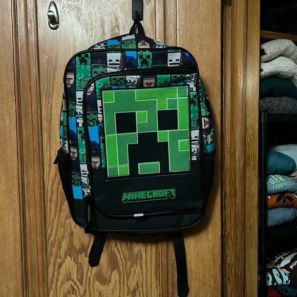 Kids Minecraft backpack - Picture 1 of 2